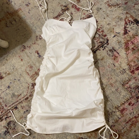 White Fox Ruched white dress small - Picture 8 of 10